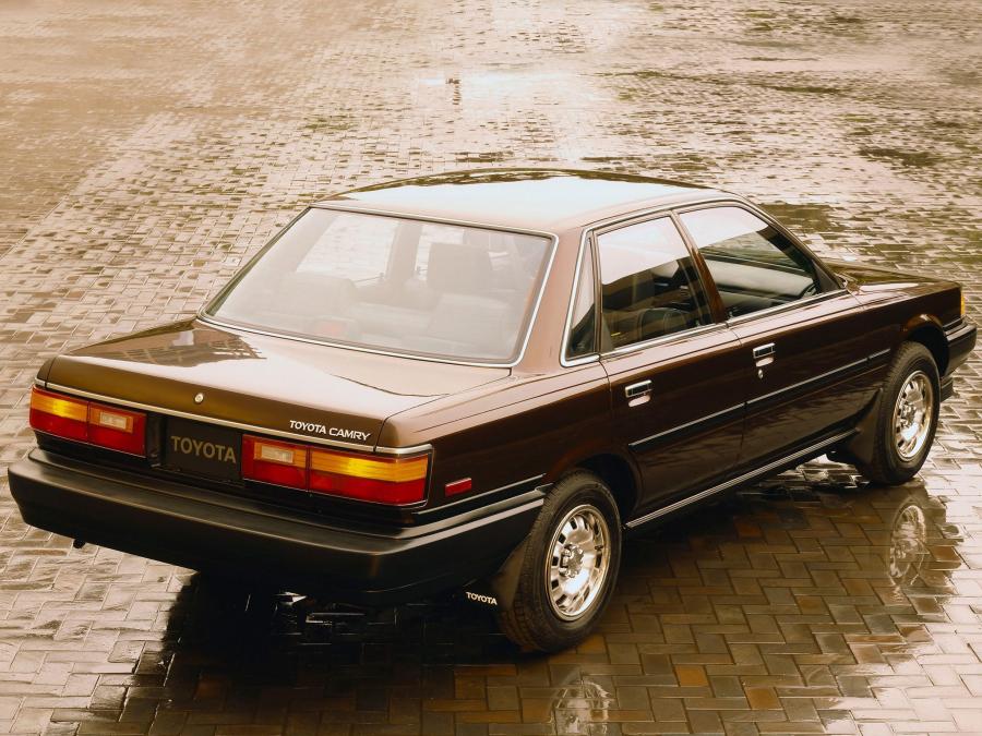  Toyota Camry Sedan Deluxe 1986 года  (US) (фото 3 из 4)